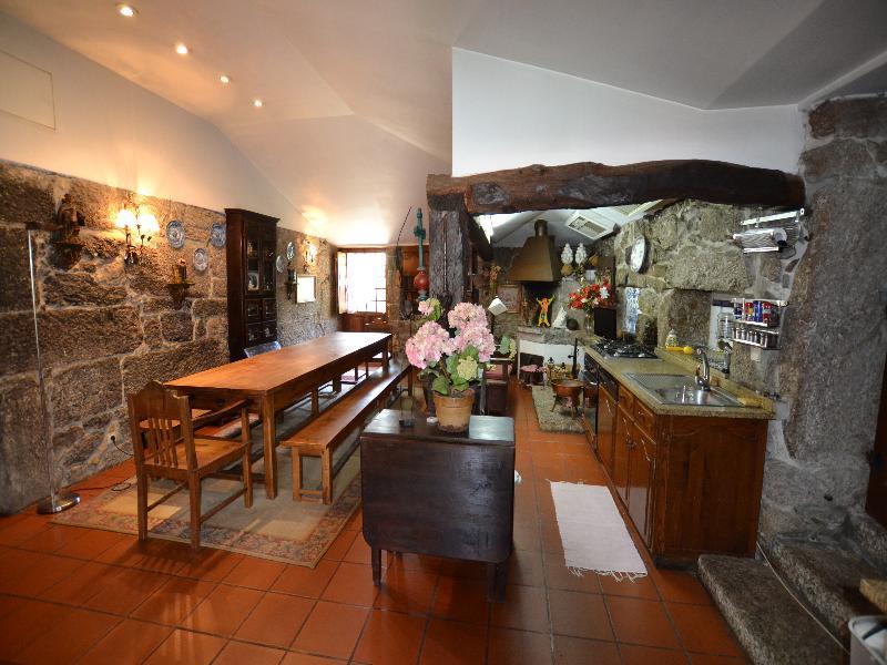 Quinta De Cima De Eiriz Pensionat Guimarães Exteriör bild