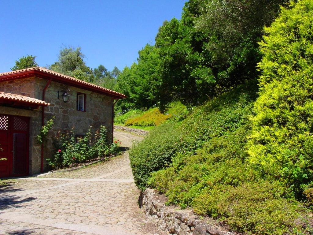 Quinta De Cima De Eiriz Pensionat Guimarães Exteriör bild