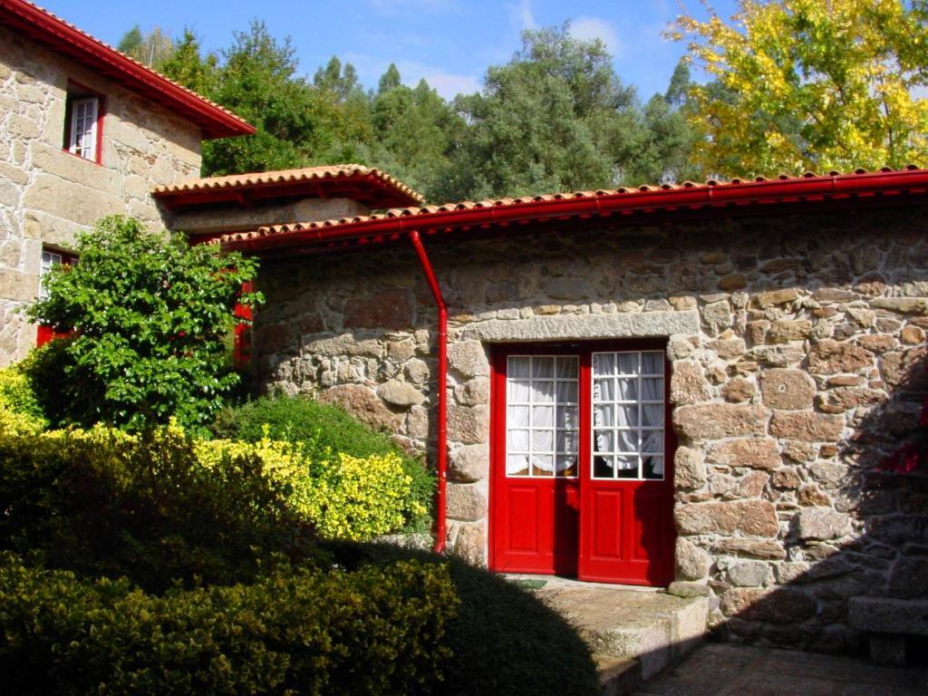 Quinta De Cima De Eiriz Pensionat Guimarães Exteriör bild