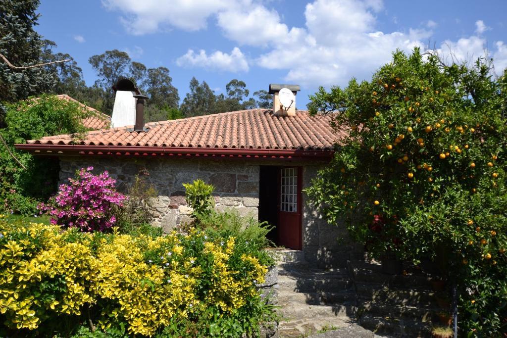 Quinta De Cima De Eiriz Pensionat Guimarães Exteriör bild