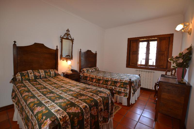 Quinta De Cima De Eiriz Pensionat Guimarães Exteriör bild
